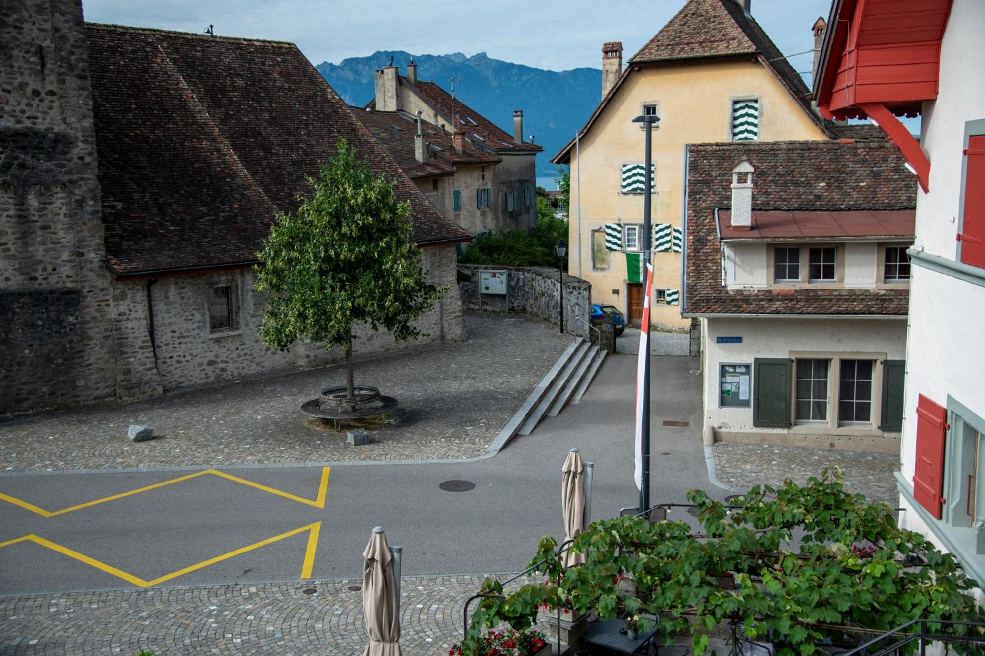 Hotel De La Place Vevey Buitenkant foto